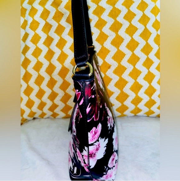 NWOT Karl Lagerfeld Crossbody - Picture 2 of 5